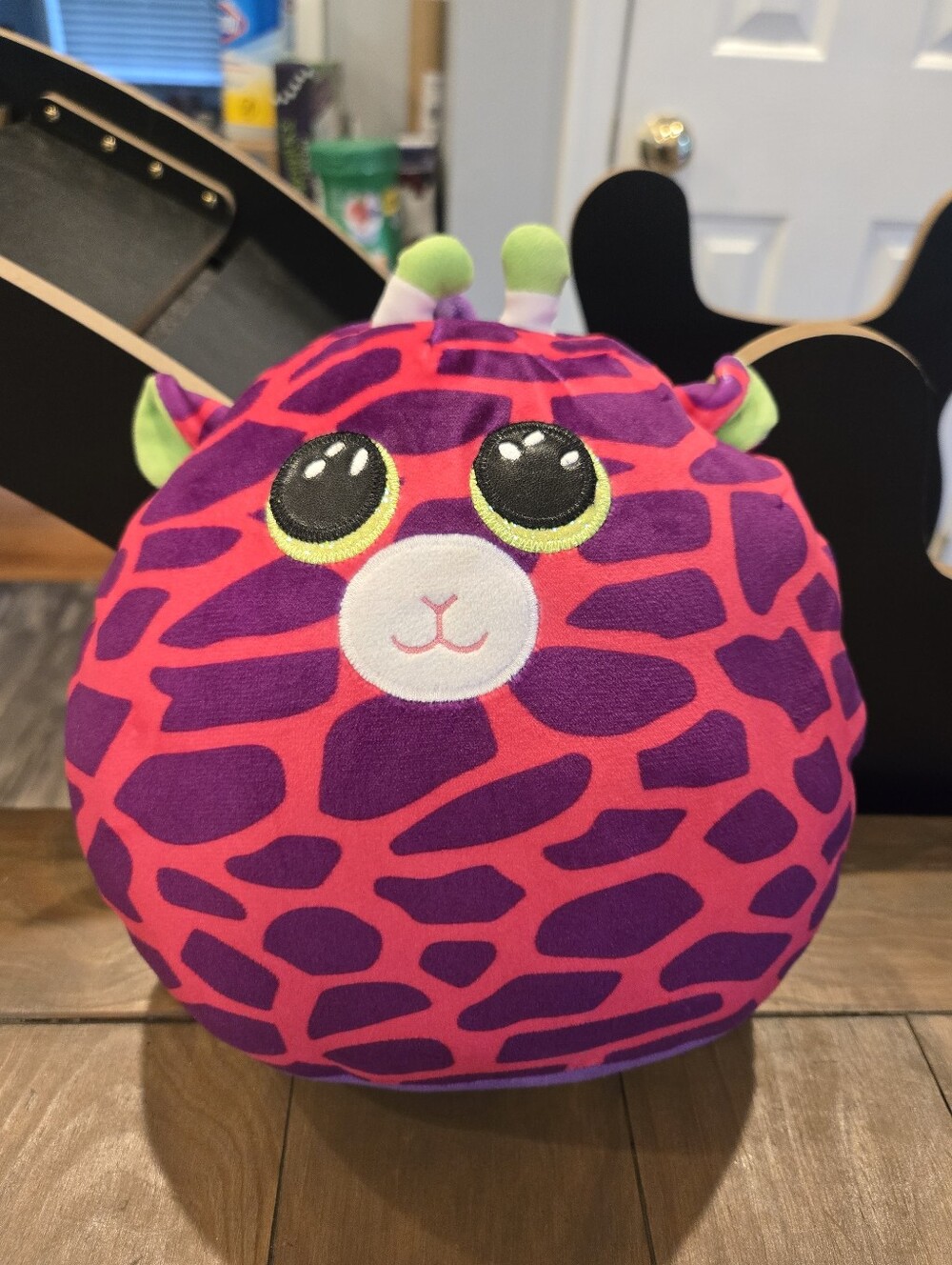 Ty Bright Purple and Pink Gilbert Giraffe Plush Squish Ball